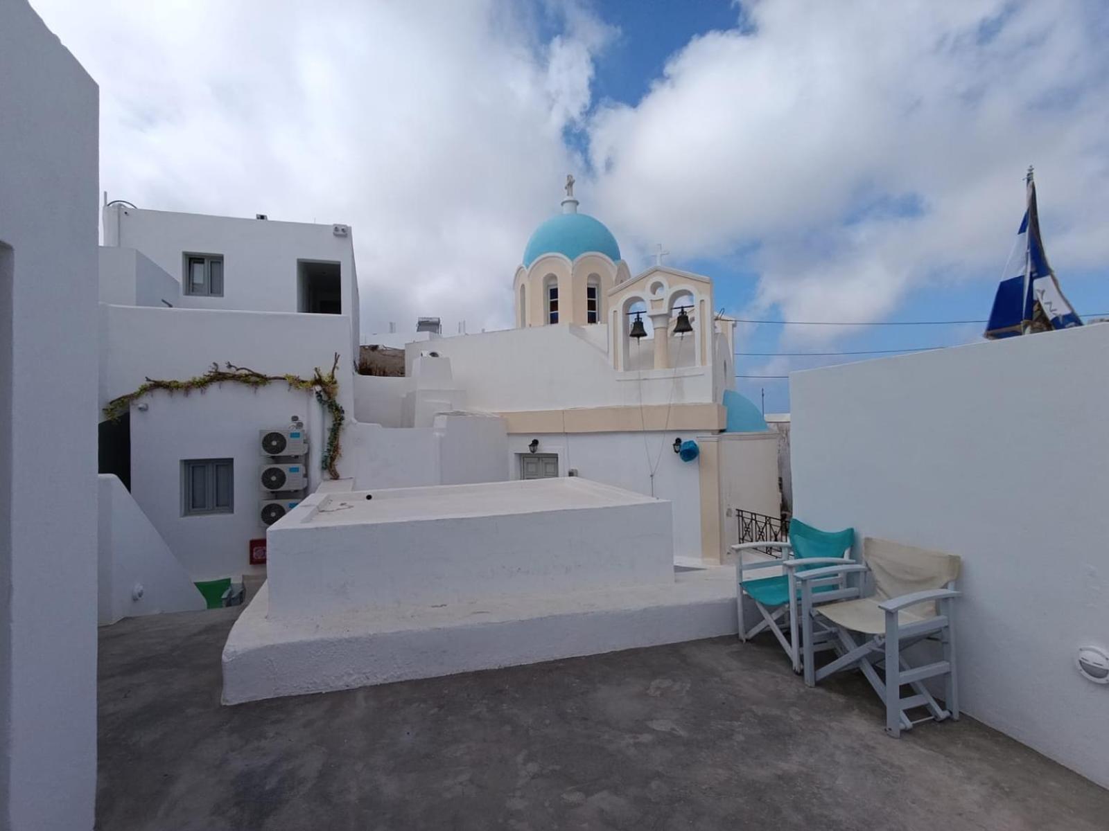 Fira Comfort Rooms Exterior photo